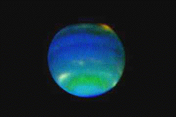 Πλήρης περιστροφή του Ποσειδώνα. Image credit: Hubble Space Telescope